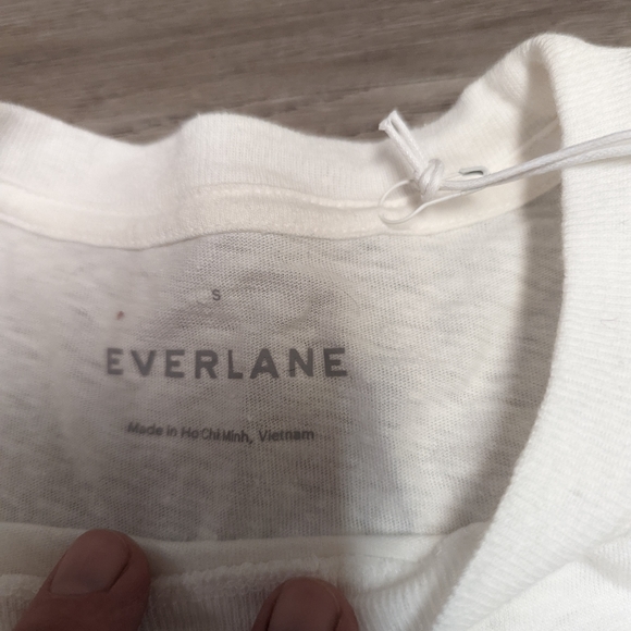 NWT Everlane "Human Being" organic cotton tee, size small - Picture 3 of 6